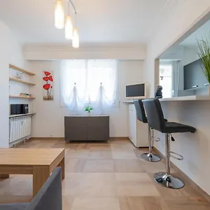Cosy Soleia, 50m From Sea Side Appartement
