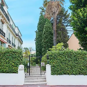 Pavillon D'angleterre Au Cœur De La Appartement